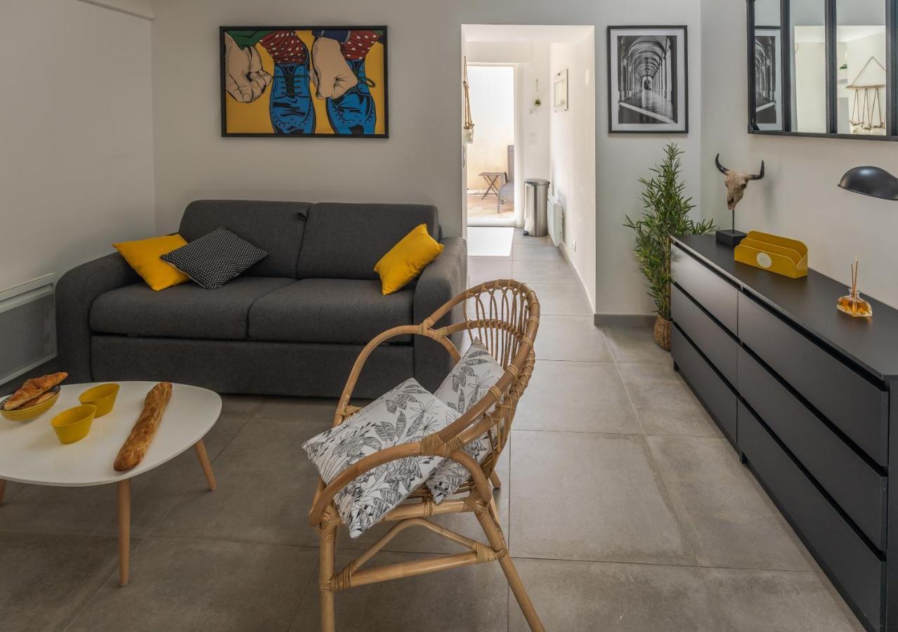 Appartement Terrasse Climatise Calme En Centre-Ville LʼIsle-sur-la-Sorgue Buitenkant foto
